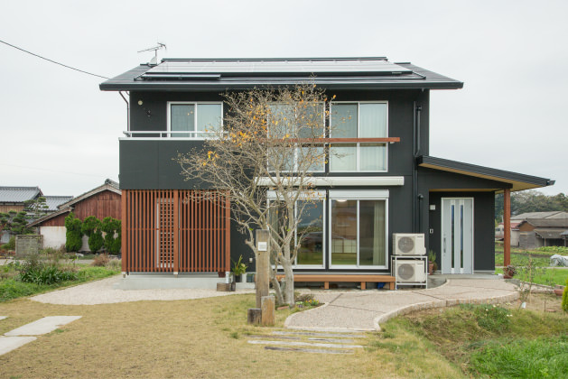 case07-外観 木の家|福岡の新築建築事例|2階建|5LDK|外観|エコワークス|CASE-07|外観01