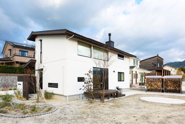 case12-外観 木の家|福岡の新築建築事例|2階建|3LDK|外観|エコワークス|CASE-12|外観01