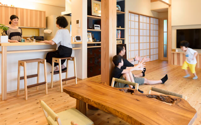 木の家|福岡の新築建築事例|2階建|5LDK|楽しかった家づくりの思い出わが家のすべてが愛おしい|エコワークス|CASE-11